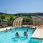 La Sagne Camping *